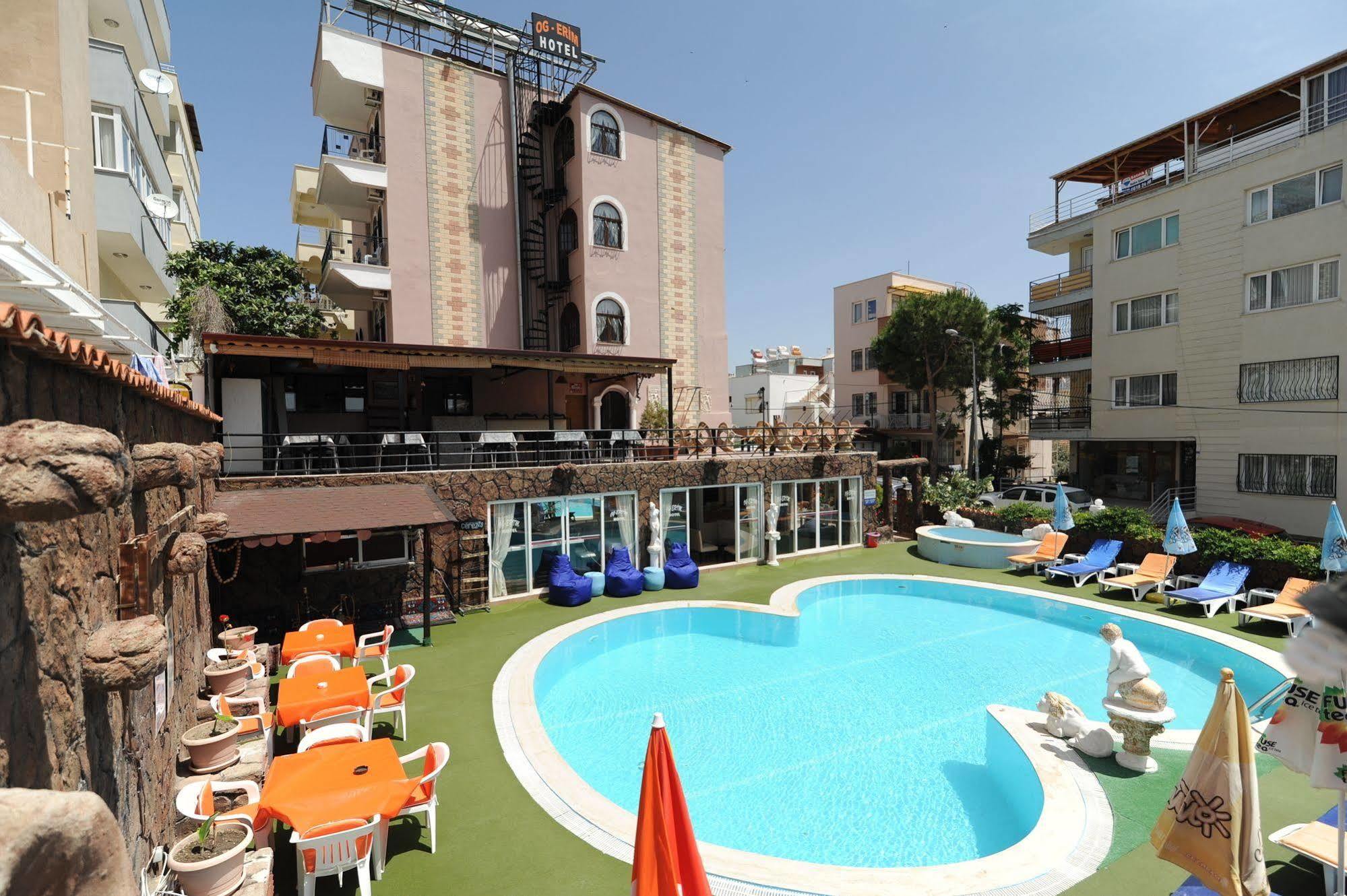 Og-Erim Hotel Кушадасъ Екстериор снимка
